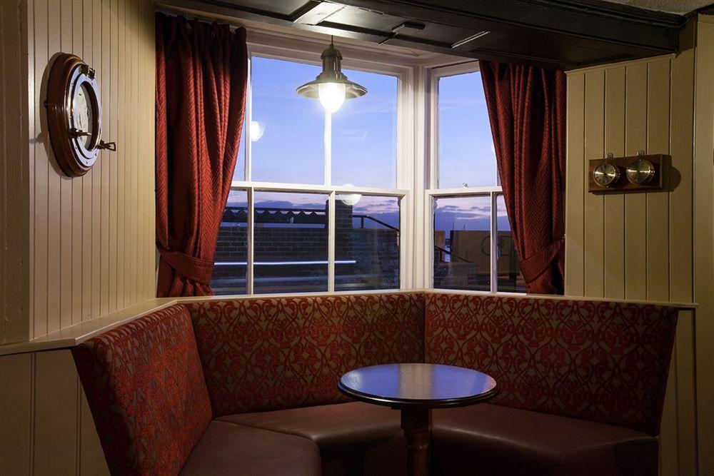 Anchor Hotel Burnham-on-Crouch Extérieur photo